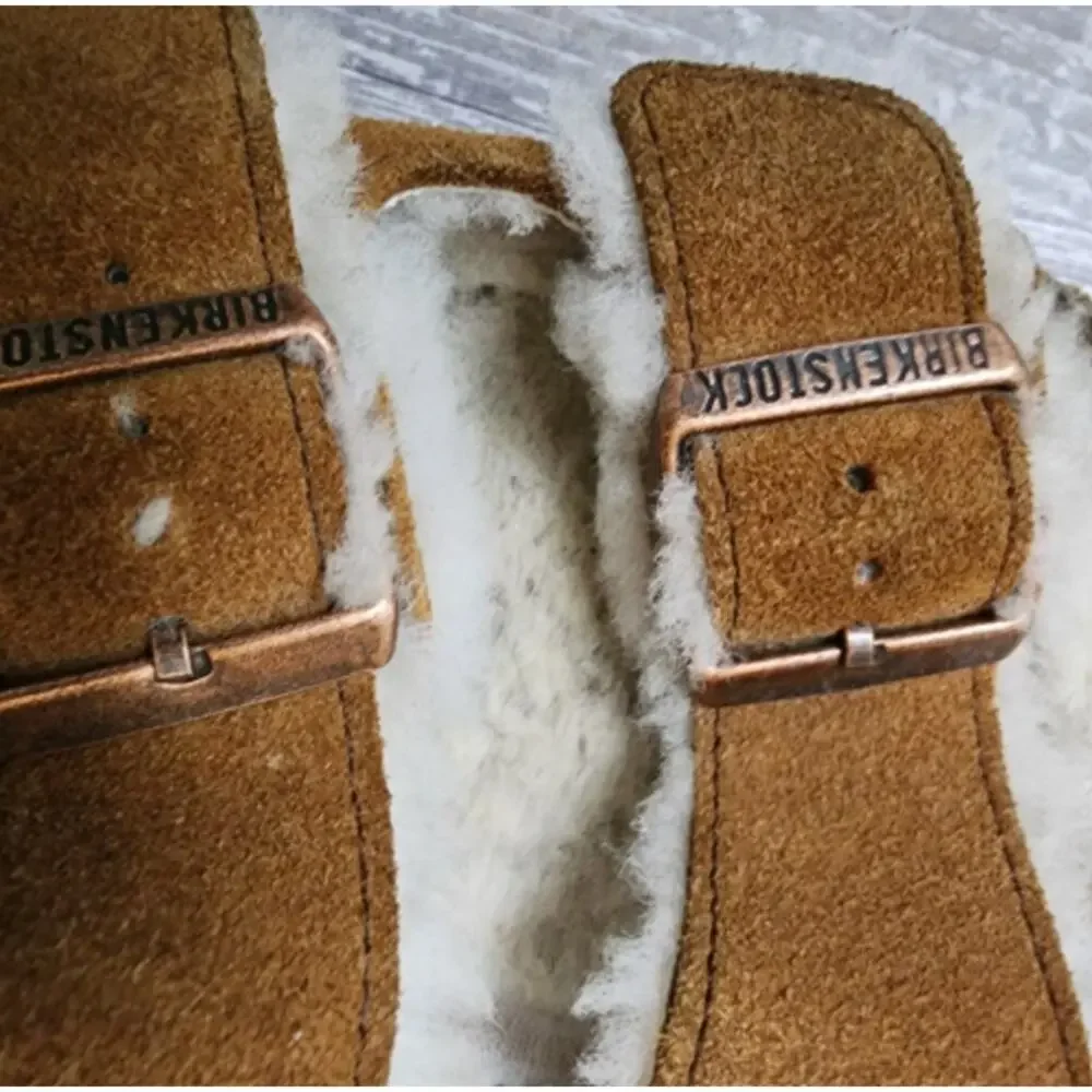 Birkenstock Arizona Shearling & Suede Sandals Size 37 (6-6.5) $165 Mink